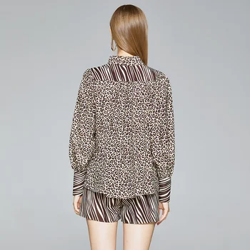Anglija Stiliaus Dizaineris Leopardas Spausdinti Marškinėliai Palaidinė Viršų ir Šortai, 2 Dviejų dalių Komplektas Atsitiktinis Mados Komplektus Atitikimo Rinkiniai Šortai Rinkinys