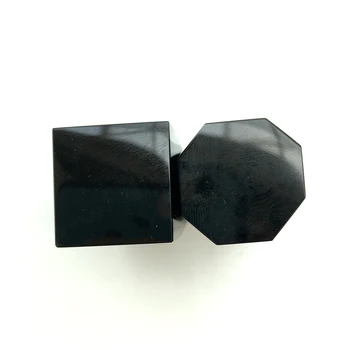 Runyangshi 1pc Natūralaus juodo akmens obsidianas Kristalų Amatų Žalio akmens poliravimas Kubo Pakabukas Namų puošybai