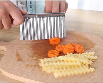 Kūrybos multifunkcinis nerūdijančio plieno peilis bulvių smulkintuvą peilis fri peilis banga peiliu virtuvės pjaustymo juostelės artefaktas